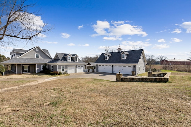 cape cod-style house featuring a front lawn