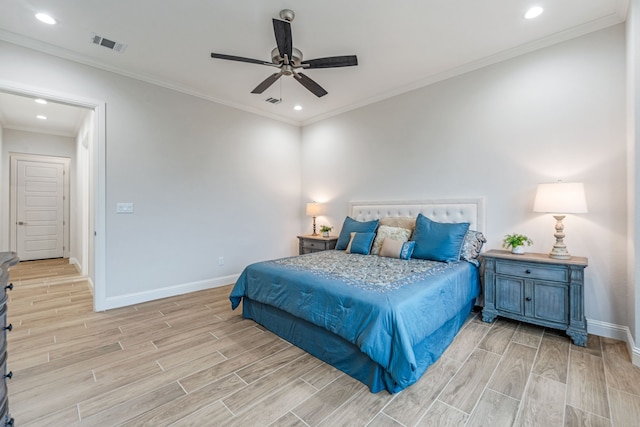 bedroom featuring crown molding and ceiling fan