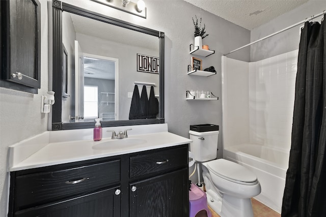 728 Oriole Dr, Saginaw, TX 76131 - bathroom with shower / tub combo with curtain, a textured wall, toilet, a textured ceiling, and vanity