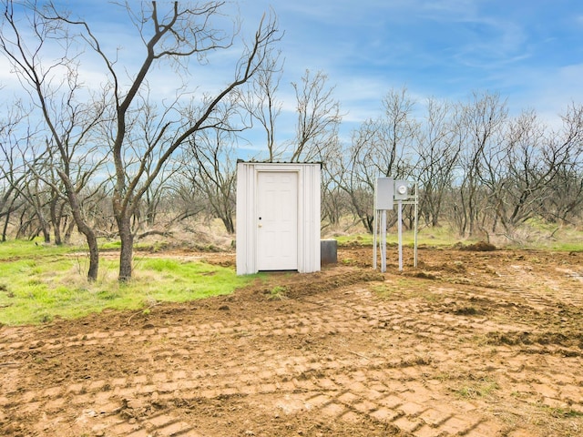 view of outdoor structure