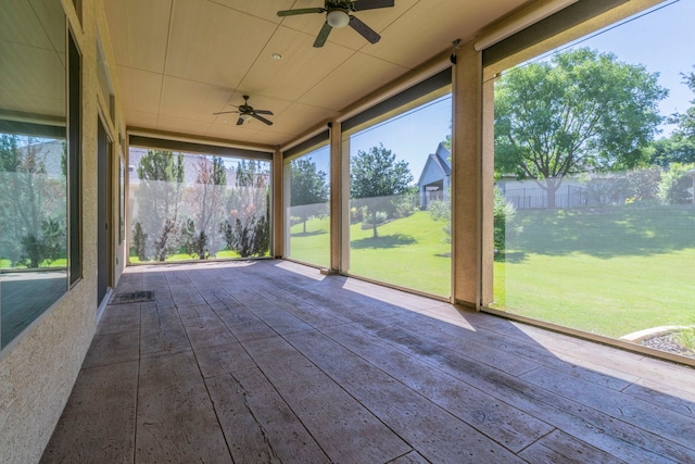 9525 Crestview Dr, Denton, TX 76207 - wooden deck with ceiling fan