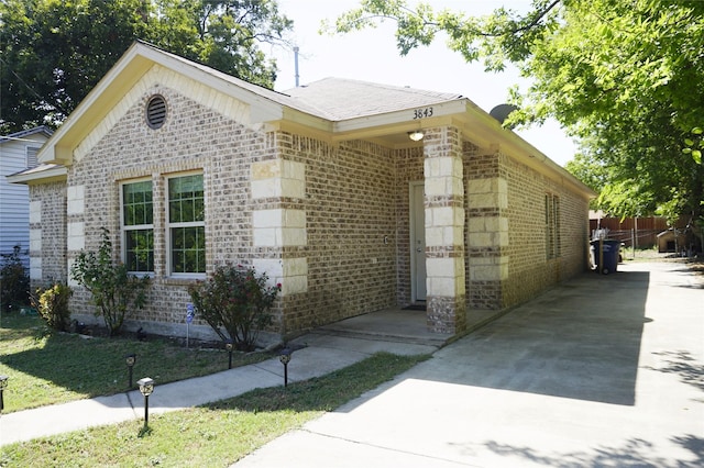 view of home's exterior