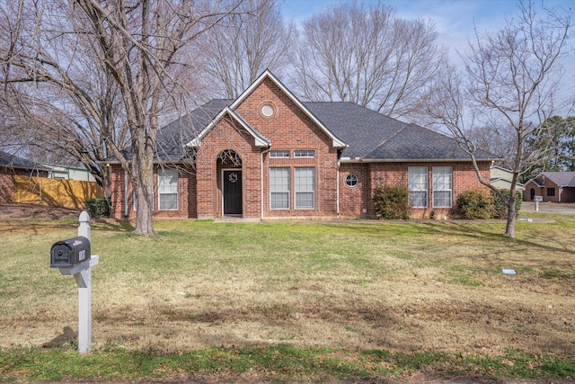 view of front of house with a front yard