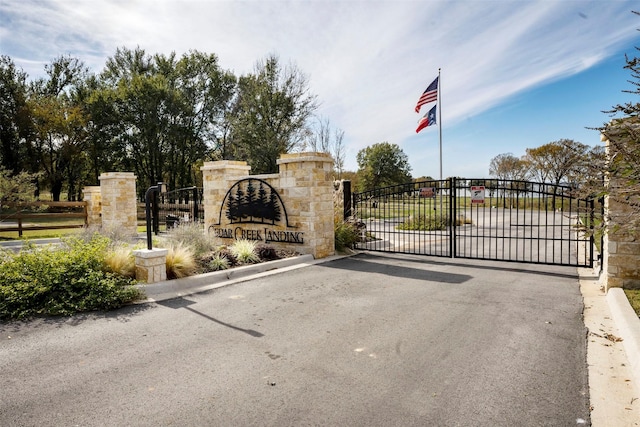 656 Calmwater Ct, Mabank, TX 75143 - view of gate featuring fence