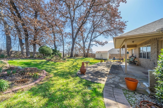 view of yard with a patio area