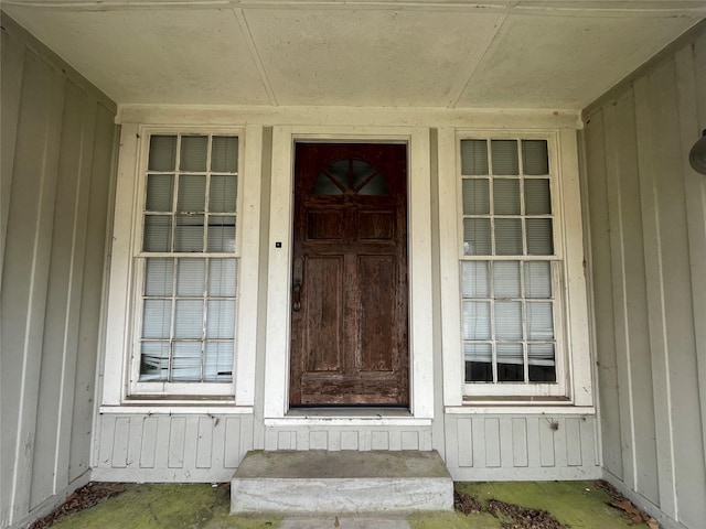 view of property entrance