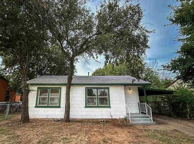 view of ranch-style house