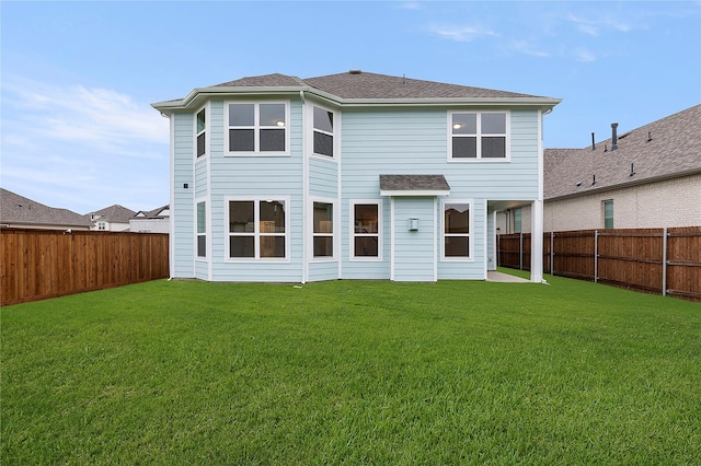 5038 Duck Cove Cir, Royse City, TX 75189 - rear view of property featuring a shingled roof
