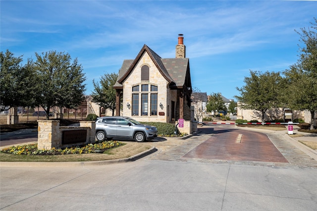 Listing photo 2 for 4665 Saint Laurent Ct, Fort Worth TX 76126