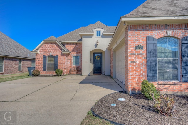 view of front of house featuring a garage