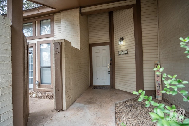 view of property entrance