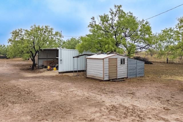 view of outdoor structure