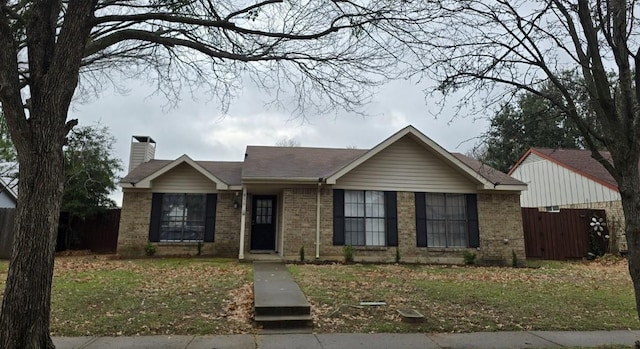 view of front of house featuring a front yard