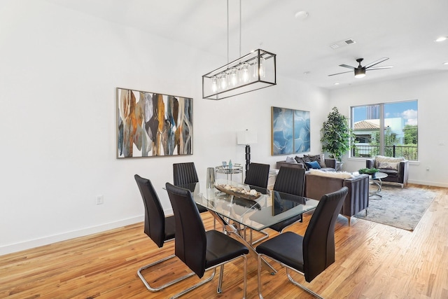 dining room featuring recessed lighting, visible vents, light wood-style floors, ceiling fan, and baseboards