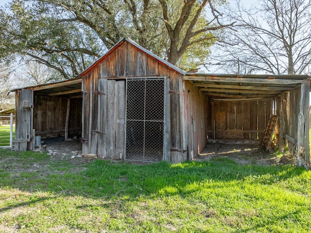 view of outbuilding