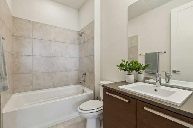4112 Heatherton Dr, Celina, TX 75009 - full bath with vanity, toilet, and shower / tub combination