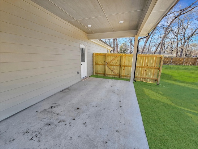 6130 Inca Dr, Mabank, TX 75156 - view of patio / terrace with a gate and fence