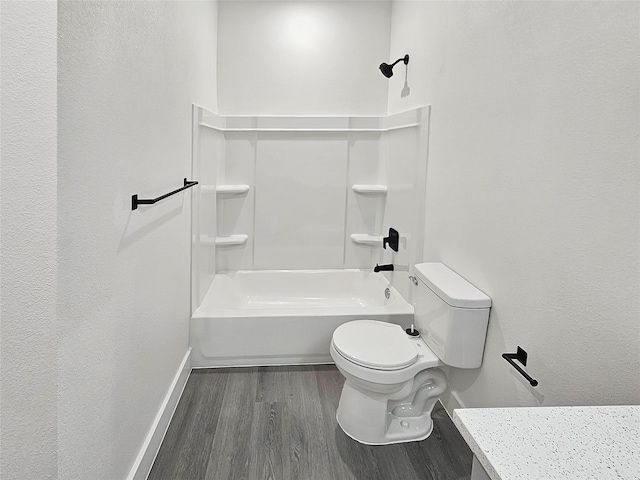 6130 Inca Dr, Mabank, TX 75156 - full bath featuring toilet,  shower combination, baseboards, and wood finished floors