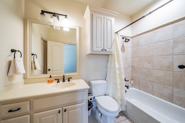 full bathroom with toilet, vanity, and shower / tub combo