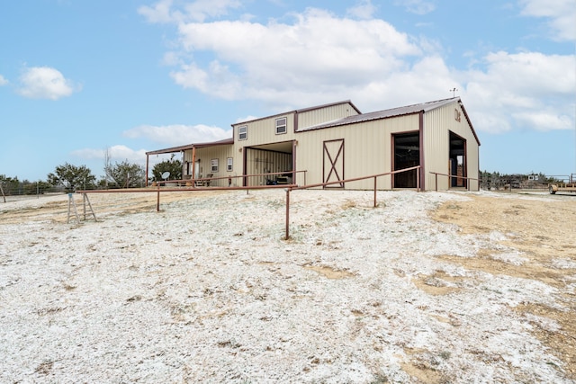 view of outdoor structure featuring an outbuilding and an exterior structure