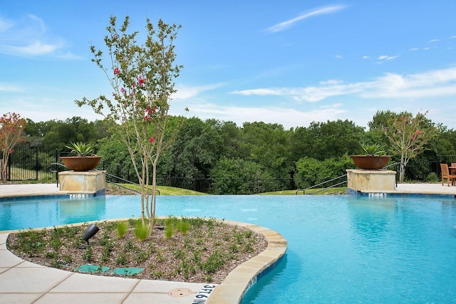 pool with fence