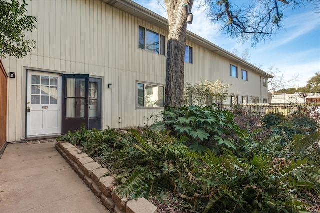 4039 Cole Ave Unit 104, Dallas, TX 75204 - view of side of property
