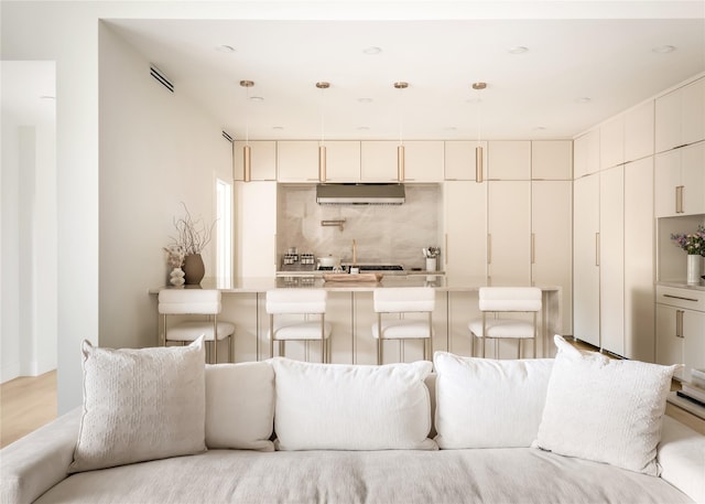 16912 Park Hill Dr, Dallas, TX 75248 - view of living area