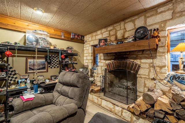 living room featuring a fireplace