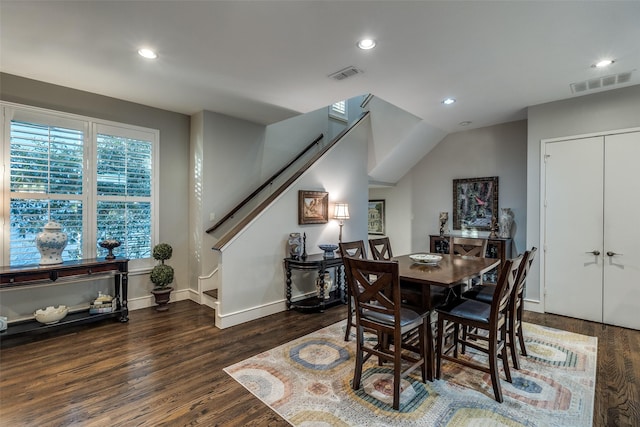 2111 Albany St, Dallas, TX 75201 - dining space with dark wood-style floors, visible vents, baseboards, and recessed lighting