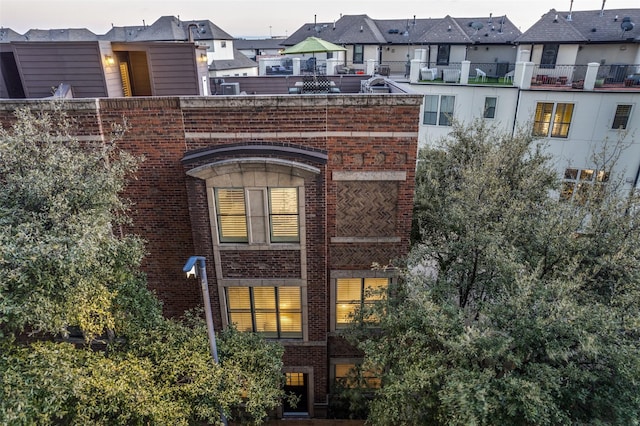 2111 Albany St, Dallas, TX 75201 - aerial view