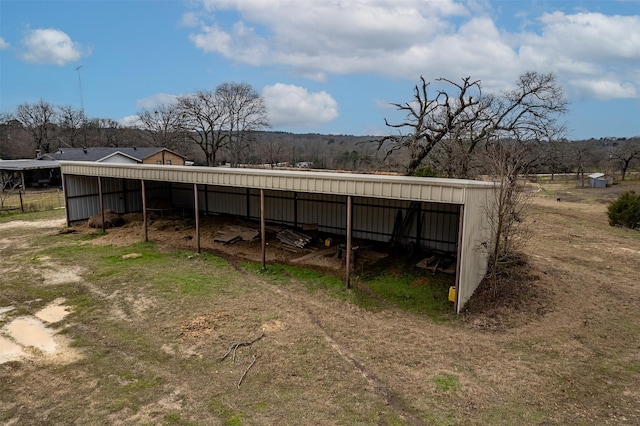 view of pole building featuring a carport