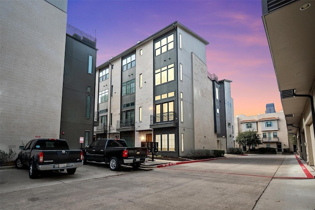 3200 Ross Ave Unit 40, Dallas, TX 75204 - view of building exterior