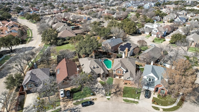 9005 Cumberland Dr, Irving, TX 75063 - aerial view of property and surrounding area featuring nearby suburban area
