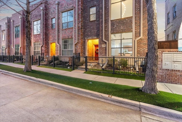 709 E 1st St, Fort Worth, TX 76102 - view of front of property featuring brick siding