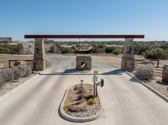 1145 Eagles Bluff Dr, Weatherford, TX 76087