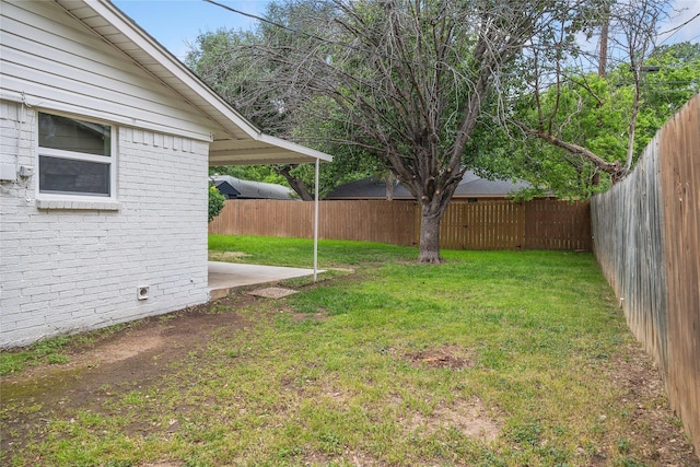 2209 9th St, Brownwood, TX 76801 - view of yard with a patio area