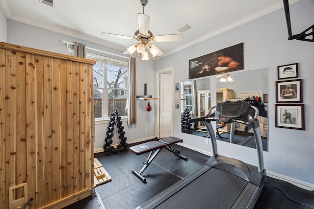 workout room with a ceiling fan, visible vents, crown molding, and baseboards