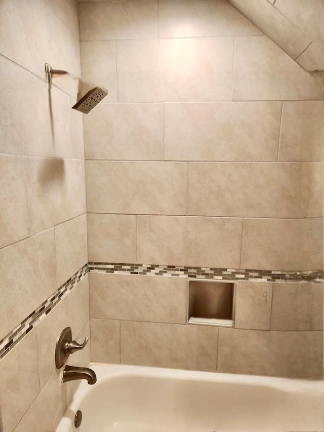 details with bathing tub / shower combination