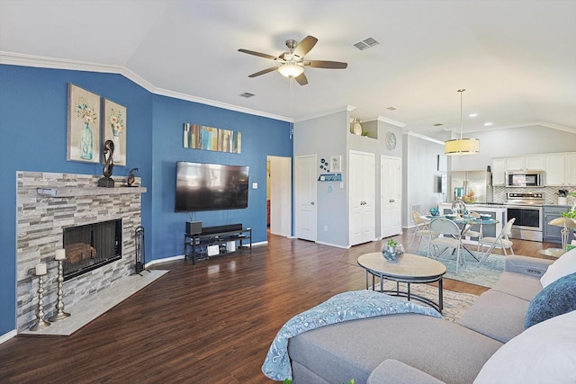 living area featuring crown molding, visible vents, vaulted ceiling, and dark wood-style flooring