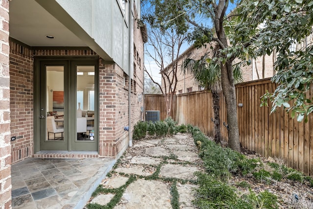 view of yard featuring a patio and fence