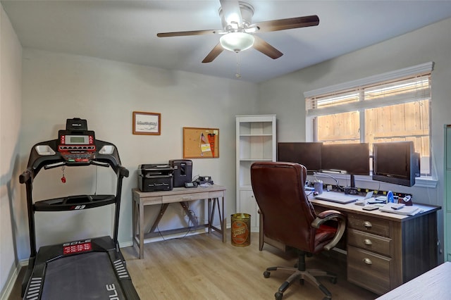 office featuring light wood-style flooring and a ceiling fan