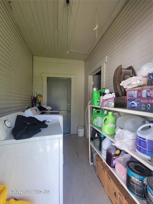 laundry area with attic access and laundry area