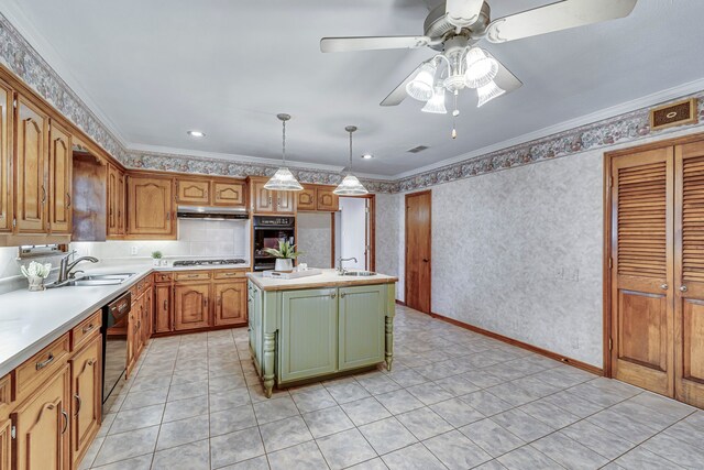 529 N Grand Ave, Waxahachie, TX 75165 - kitchen featuring black appliances, a ceiling fan, a sink, ornamental molding, and light countertops
