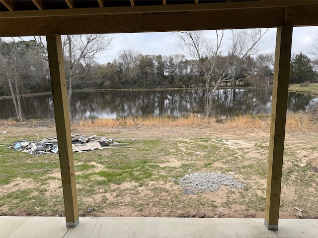 view of yard with a water view