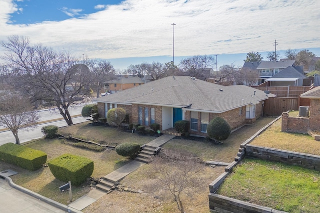1001 British Blvd, Grand Prairie, TX 75050 - bird's eye view with a residential view