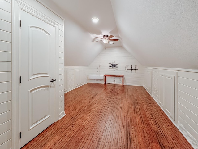 unfurnished bedroom featuring visible vents, crown molding, baseboards, and a ceiling fan