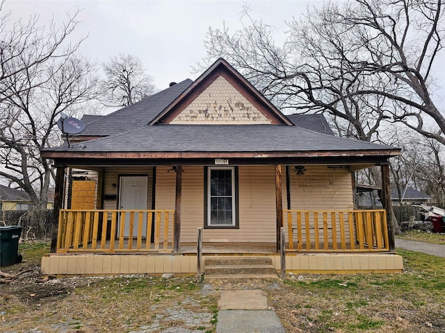 view of front of house with a porch