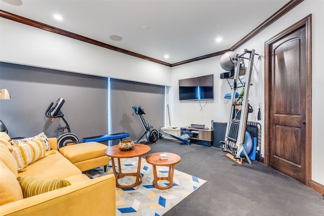 living area featuring crown molding and recessed lighting