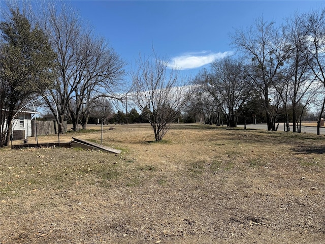 Listing photo 3 for 000 Magnolia St, Pottsboro TX 75076