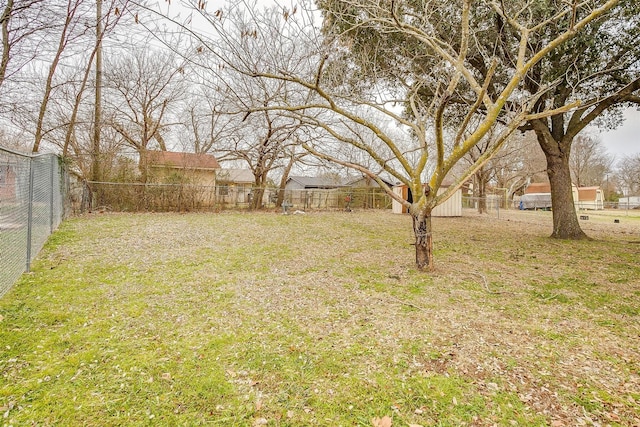 view of yard featuring fence